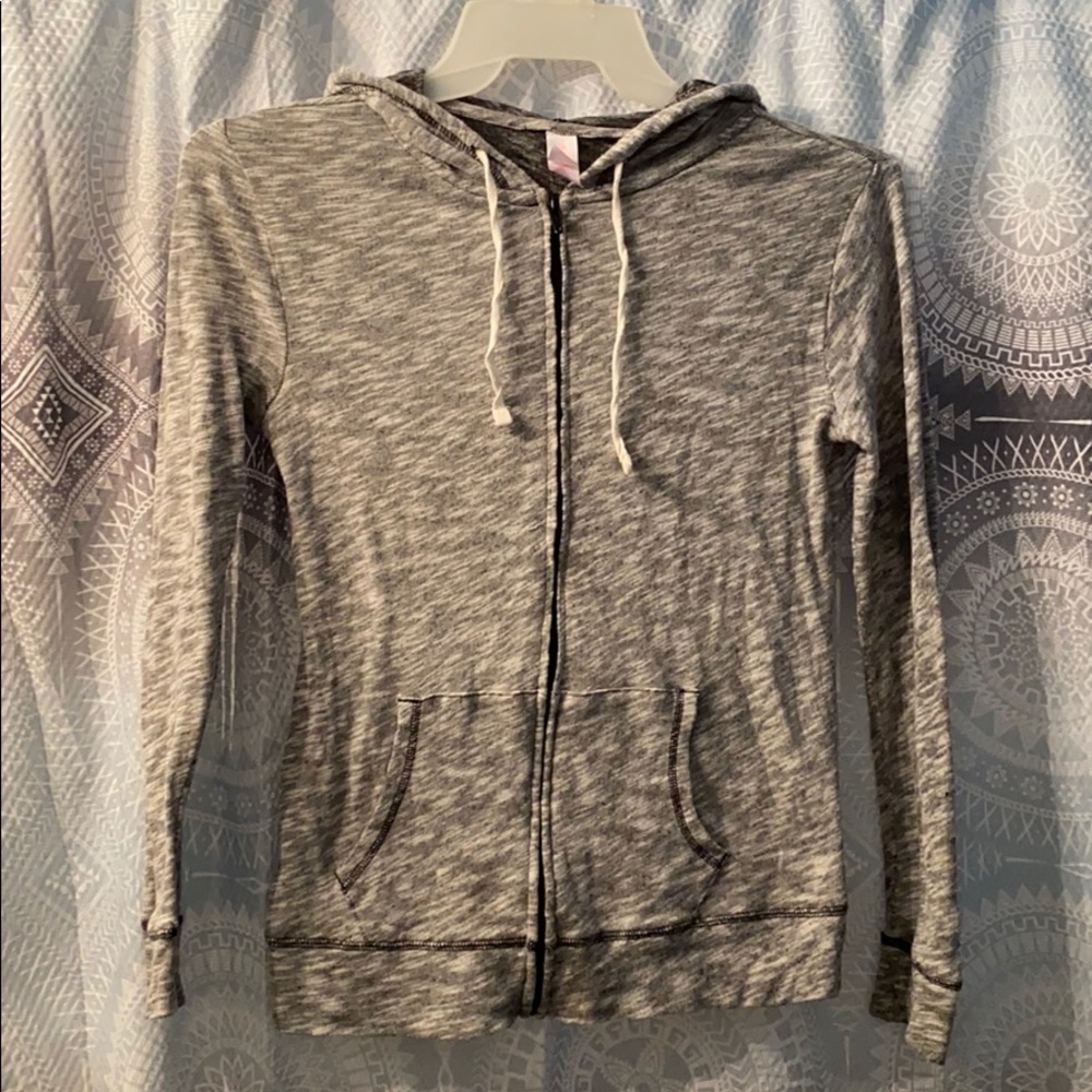 Zip hoodie